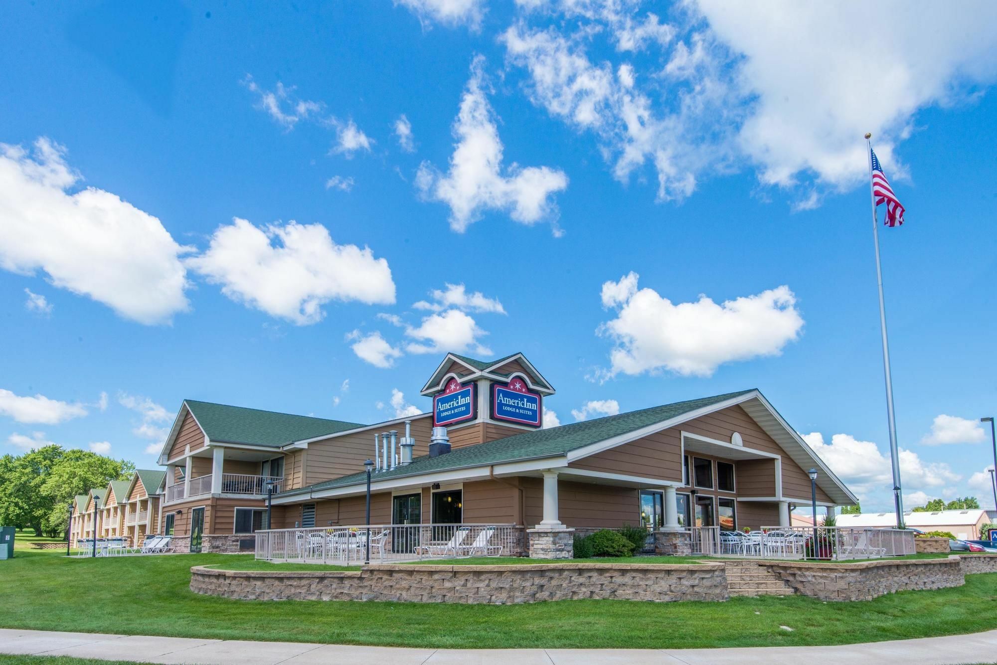 Americinn By Wyndham Okoboji Dış mekan fotoğraf
