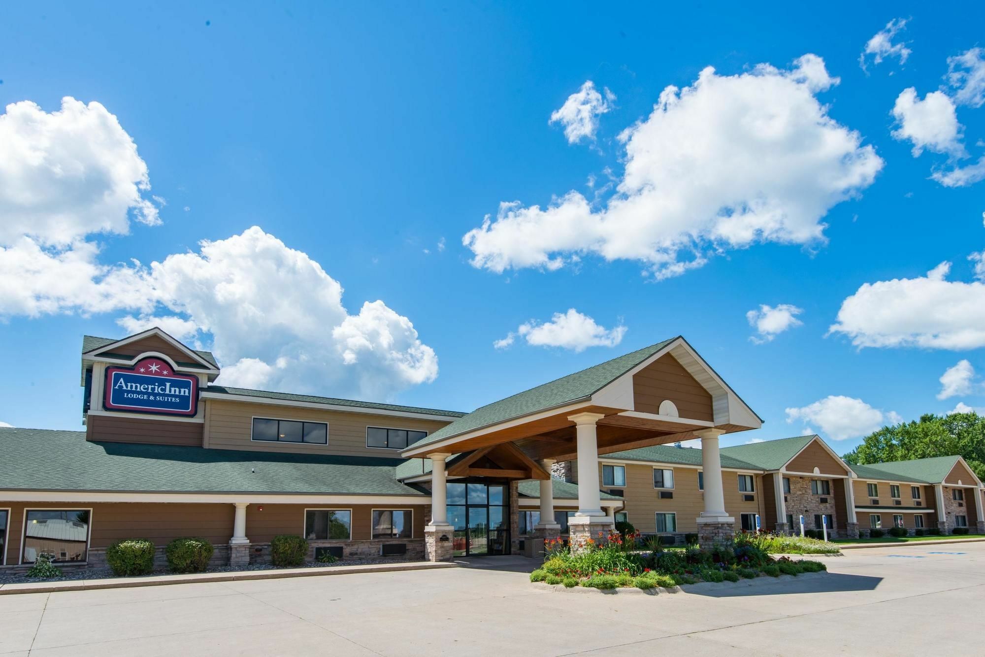 Americinn By Wyndham Okoboji Dış mekan fotoğraf